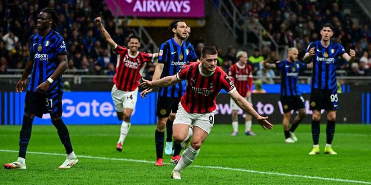 Kesesuaian-Formasi-3-4-3-dengan-Skuad-Milan-Saat-Ini._11zon